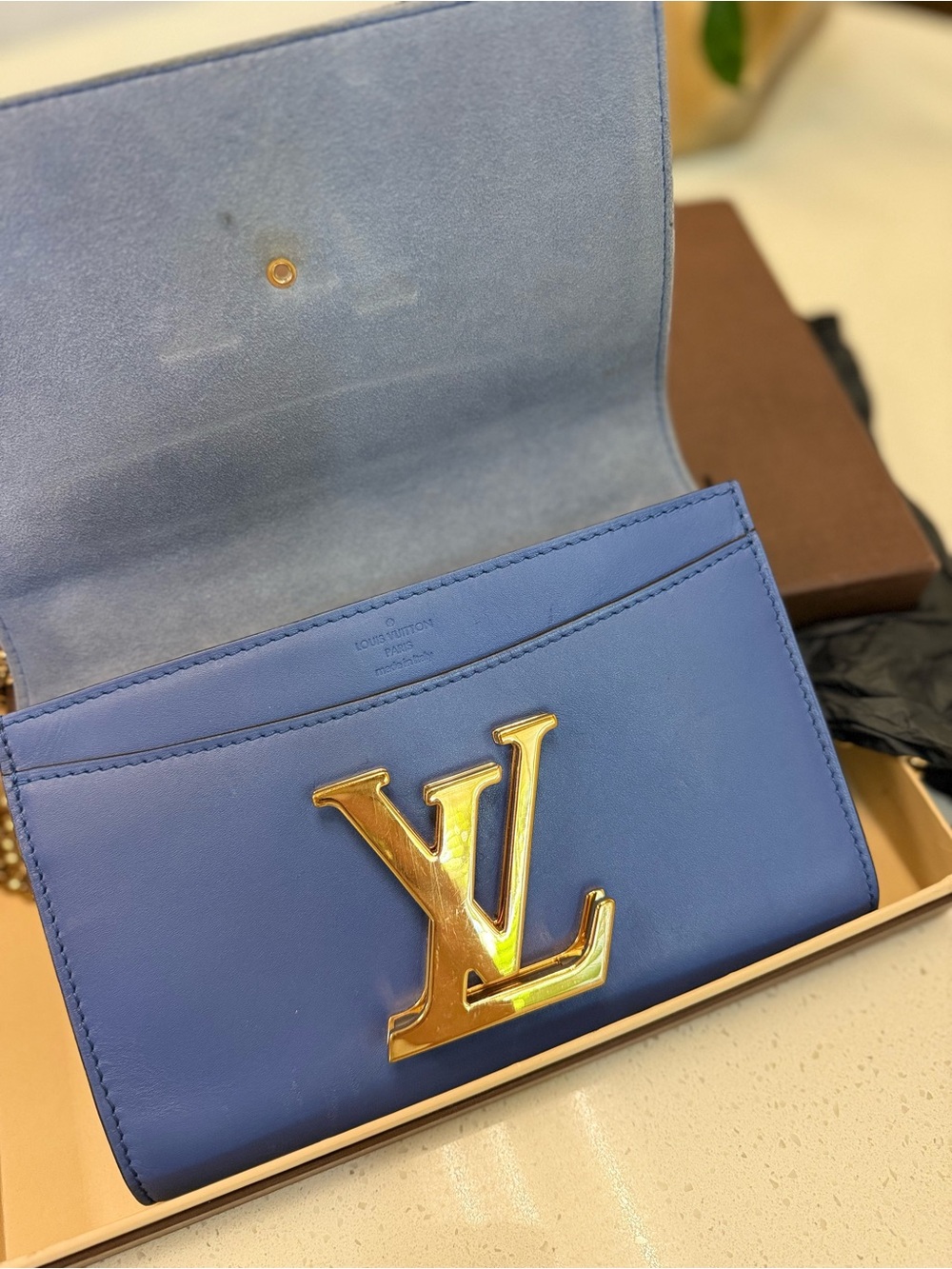 Louis Vuitton Blue Twist MM Shoulder Bag with Gold Hardware PL1176 - Picture 5 of 11